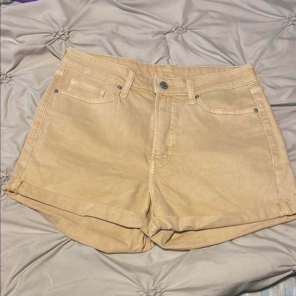 Tan Mid-Rise Jean shorts